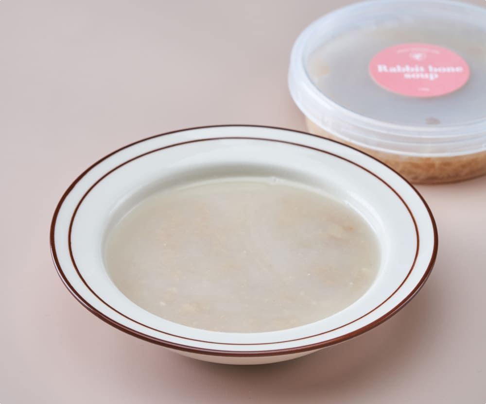 사랑을 담은 따뜻한 영양식 한 그릇