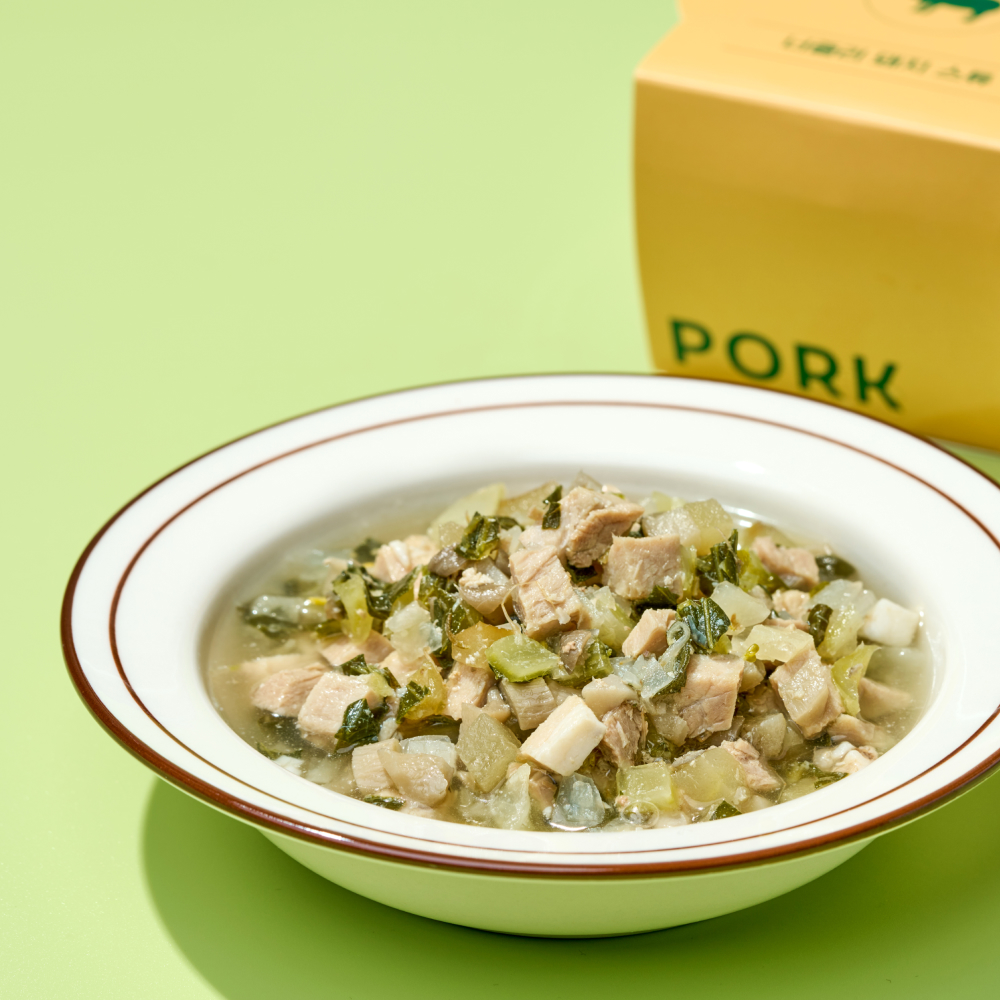 영양이 살아있는 
돼지 스튜