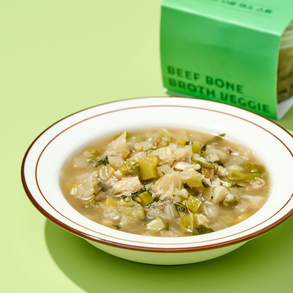 깊고 부드러운 
사골 채소 스튜